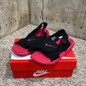 Nike Sunray Girls Black & Pink Adjustable Sandals 10C ~Worn once